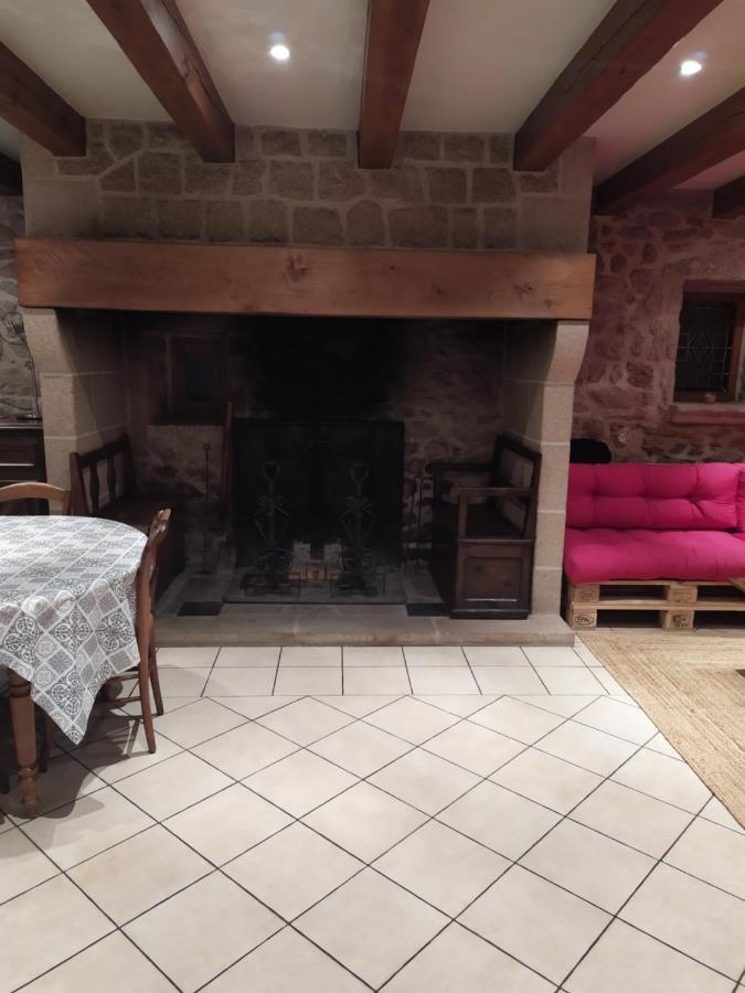 La Grange De Salvaneix Gite Pour 15 Personnes 7 Chambres Avec 6 Sdb-6Wc Sarran Exterior photo