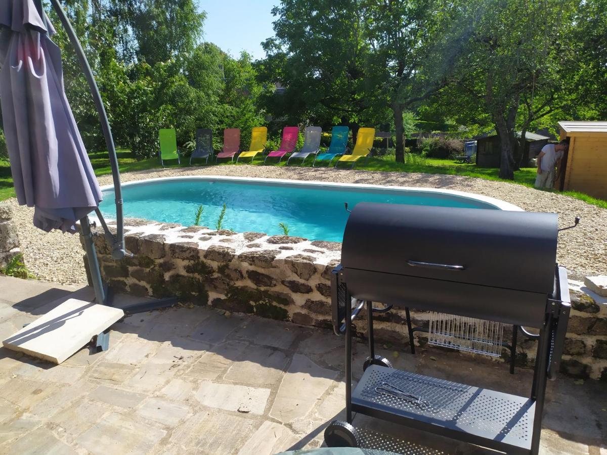La Grange De Salvaneix Gite Pour 15 Personnes 7 Chambres Avec 6 Sdb-6Wc Sarran Exterior photo