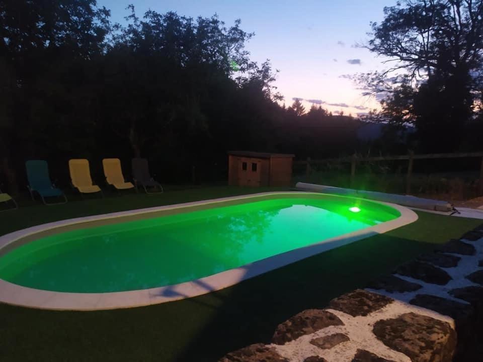 La Grange De Salvaneix Gite Pour 15 Personnes 7 Chambres Avec 6 Sdb-6Wc Sarran Exterior photo
